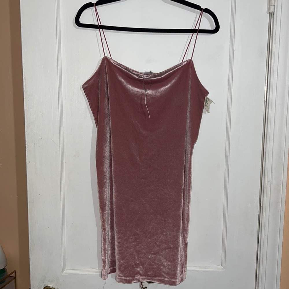 Sexy, Short, Velvet Pink, Spaghetti Strap Dress.. never worn